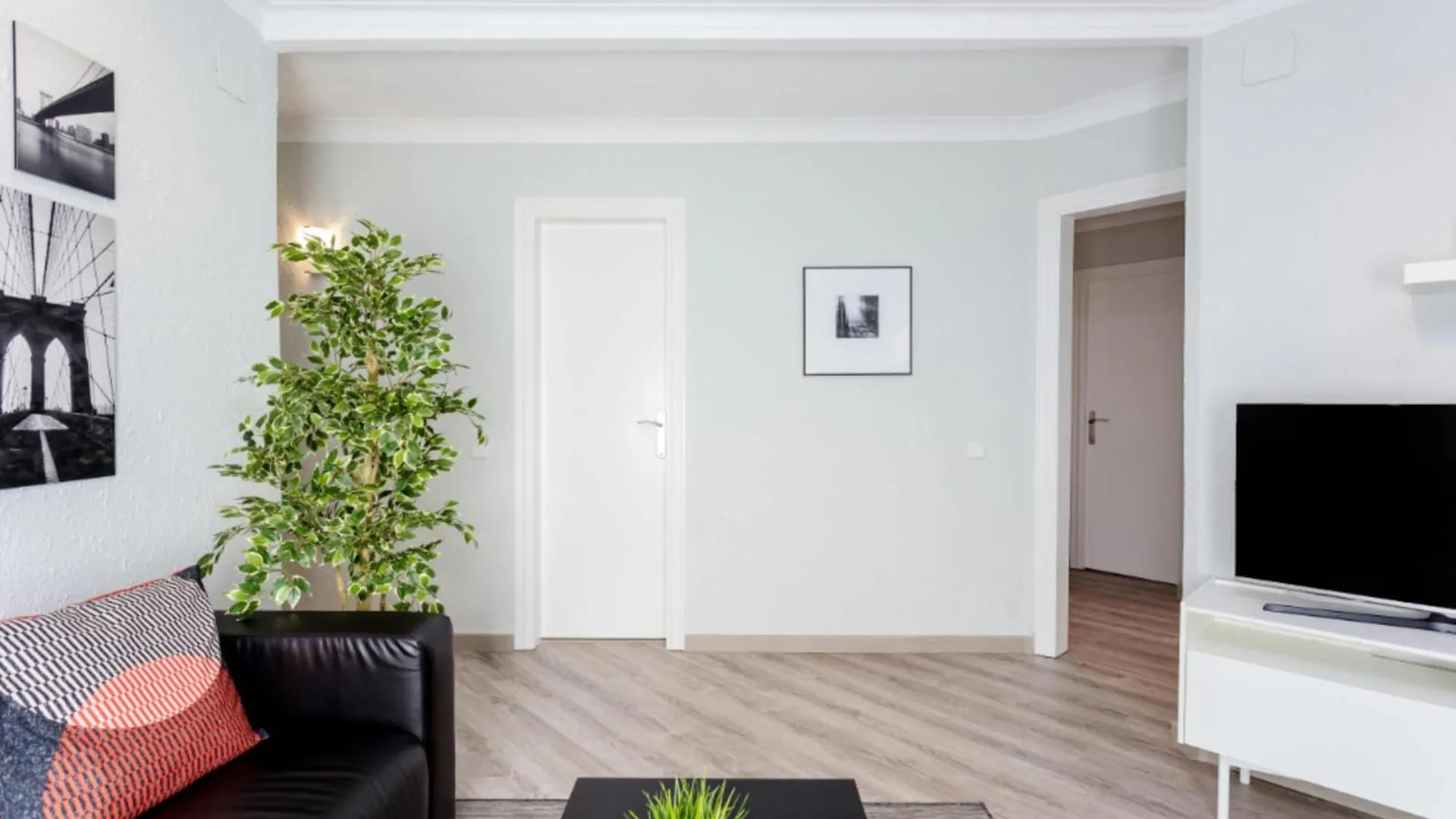 Beautiful And Comfortable Apartment For 6 People Next To Fira De Barcelona لوسبيتاليت دي يوبريغات 0*,  إسبانيا