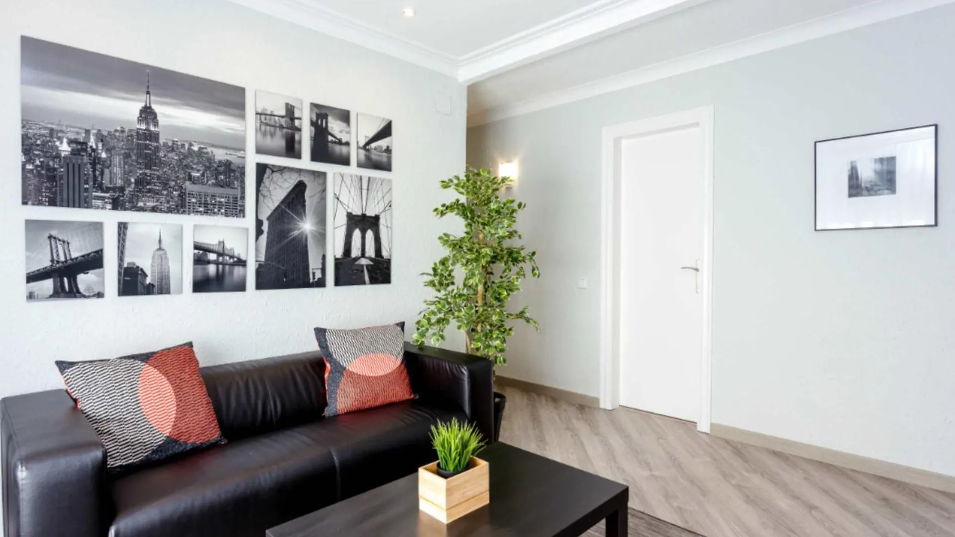 Beautiful And Comfortable Apartment For 6 People Next To Fira De Barcelona لوسبيتاليت دي يوبريغات